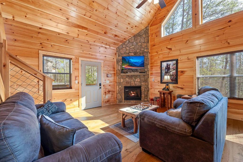 Bobcat Den By Eden Crest Villa Gatlinburg Exteriör bild