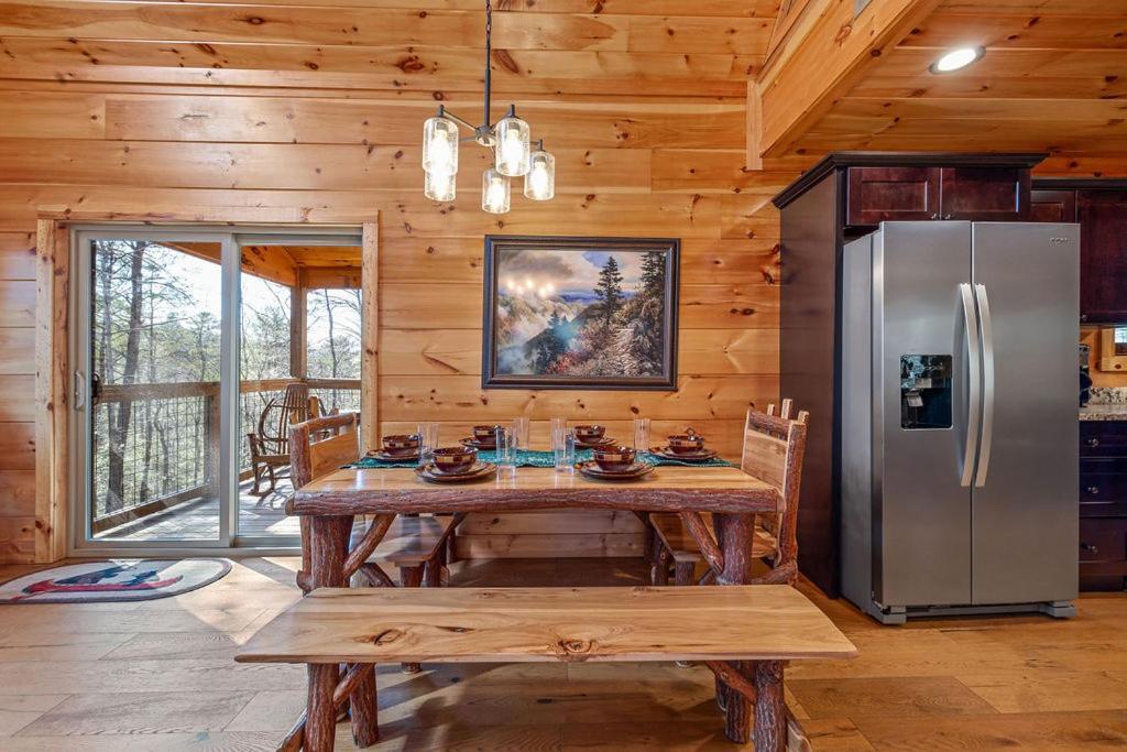 Bobcat Den By Eden Crest Villa Gatlinburg Exteriör bild