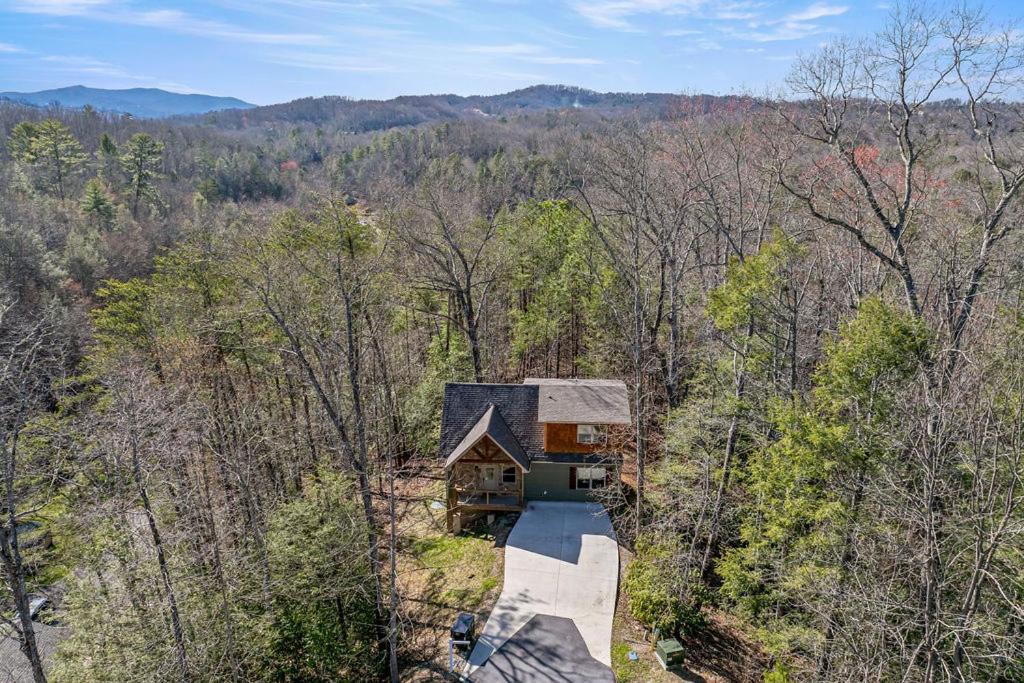 Bobcat Den By Eden Crest Villa Gatlinburg Exteriör bild
