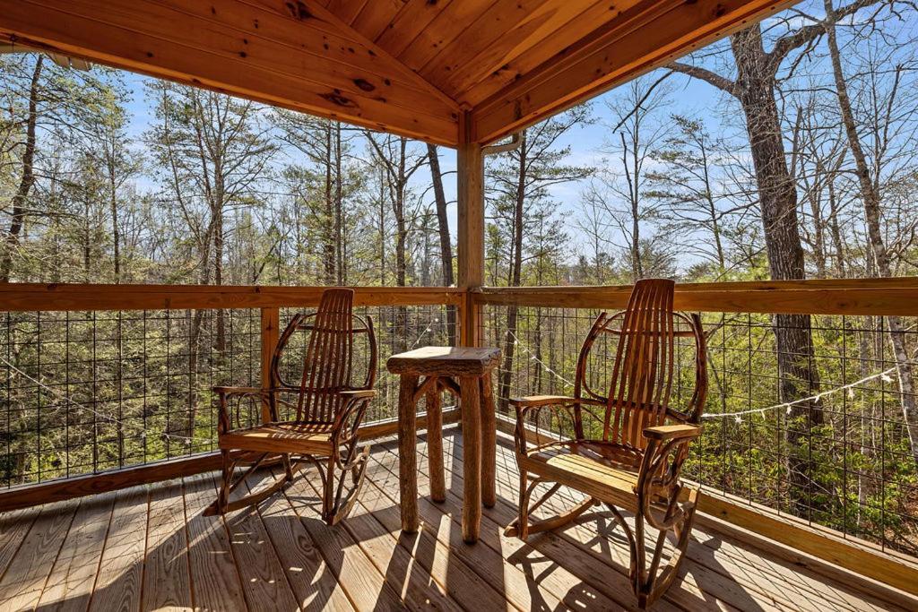 Bobcat Den By Eden Crest Villa Gatlinburg Exteriör bild