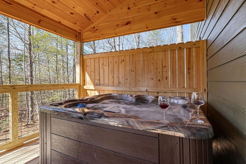 Bobcat Den By Eden Crest Villa Gatlinburg Exteriör bild