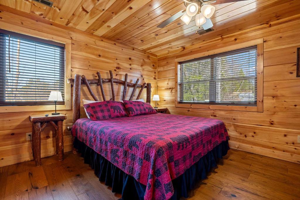 Bobcat Den By Eden Crest Villa Gatlinburg Exteriör bild
