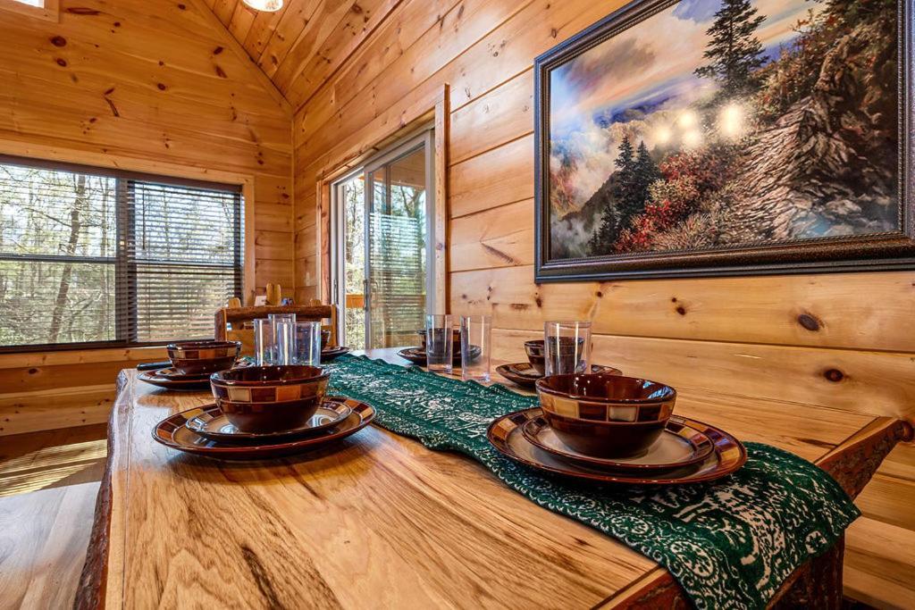 Bobcat Den By Eden Crest Villa Gatlinburg Exteriör bild
